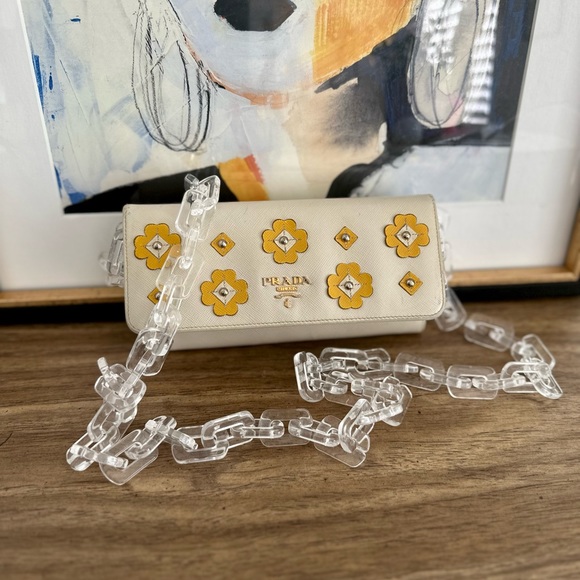 Authentic Rare Prada Staffiano Yellow Flower Long Wallet. - Picture 13 of 13